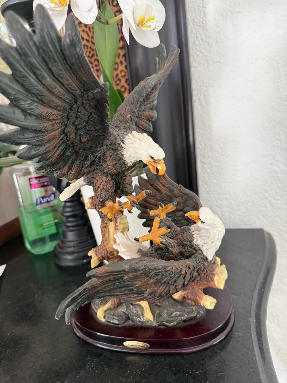 Brown and White Bald Eagle Figurine Sculpture - Decorative Home Accent